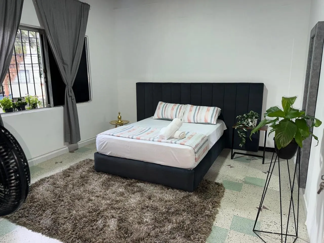 B&B La Costena Medellín Bed and breakfast